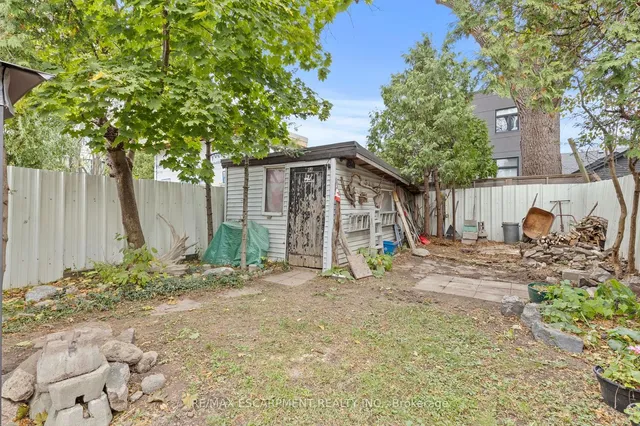 Additional image 27 of 94 Canada St