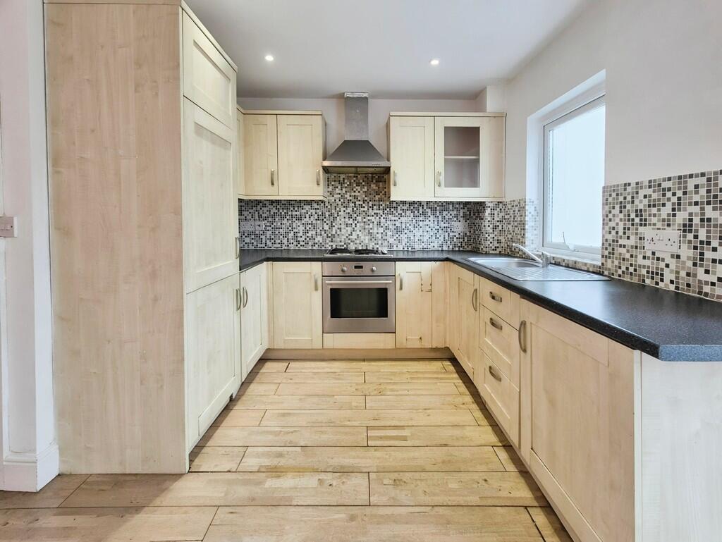 Additional image 16 of Alexandra Road, Yeovil