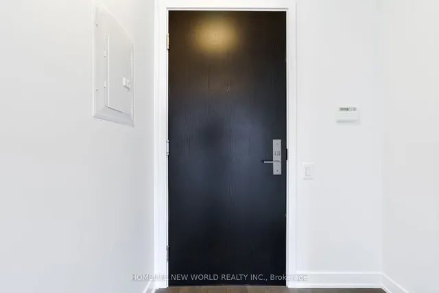 Additional image 2 of 1815 Yonge St Unit 1805