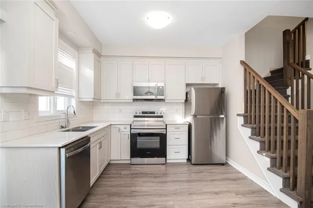 Additional image 16 of 575 Woodward Ave