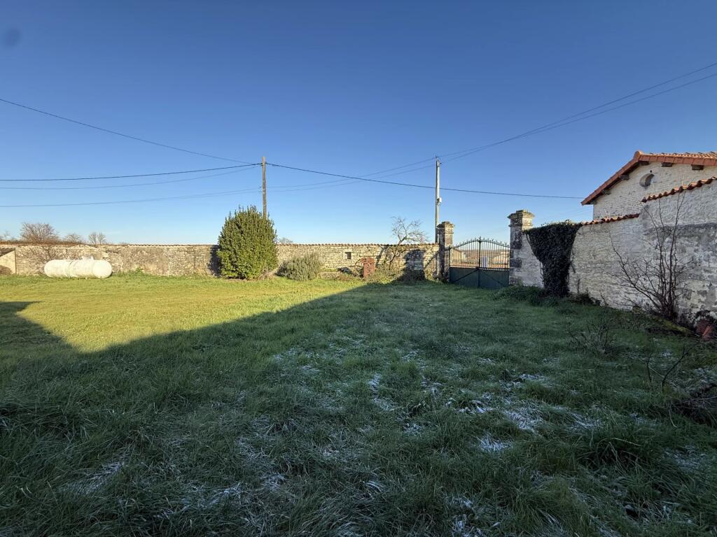 Additional image 2 of Poitou-Charentes, Charente, Souvigné, France