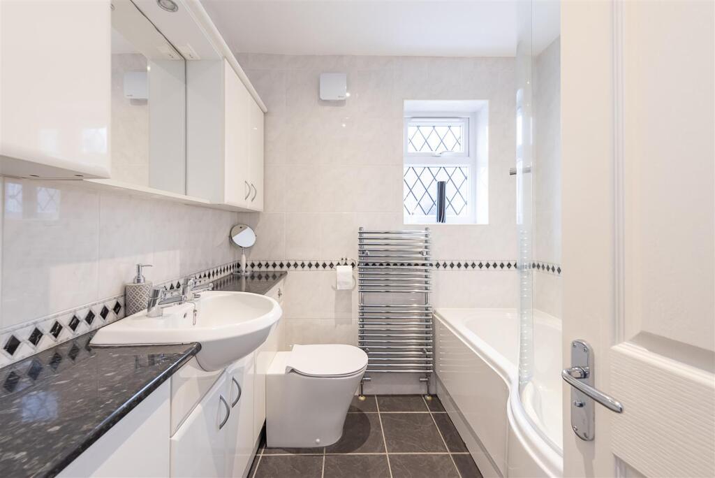 Additional image 9 of Wroxham Way, Harpenden