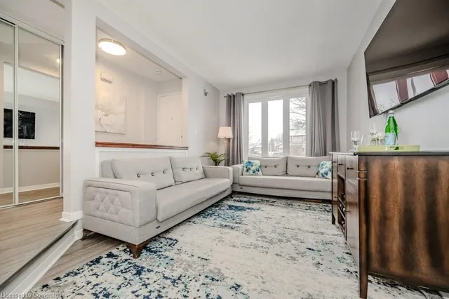 Additional image 5 of 139 Fanshawe Dr