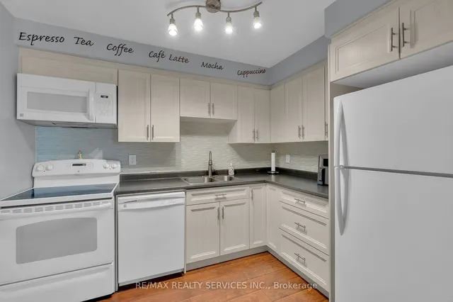 Additional image 9 of 50 Carisbrooke Crt Unit 50