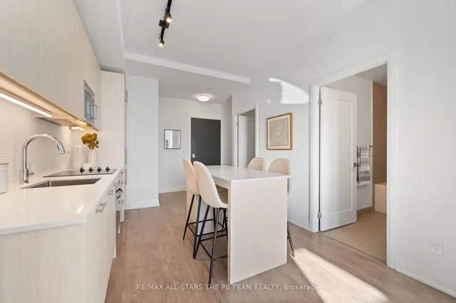 Additional image 15 of 286 Main St Unit 714