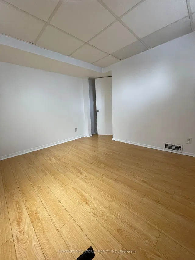 Additional image 15 of 295 Fennell Ave