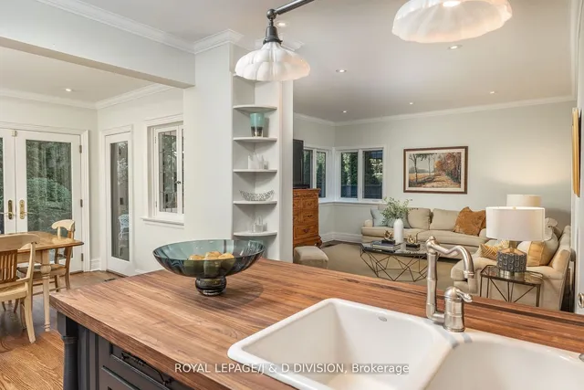 Additional image 13 of 269 Oriole Pkwy