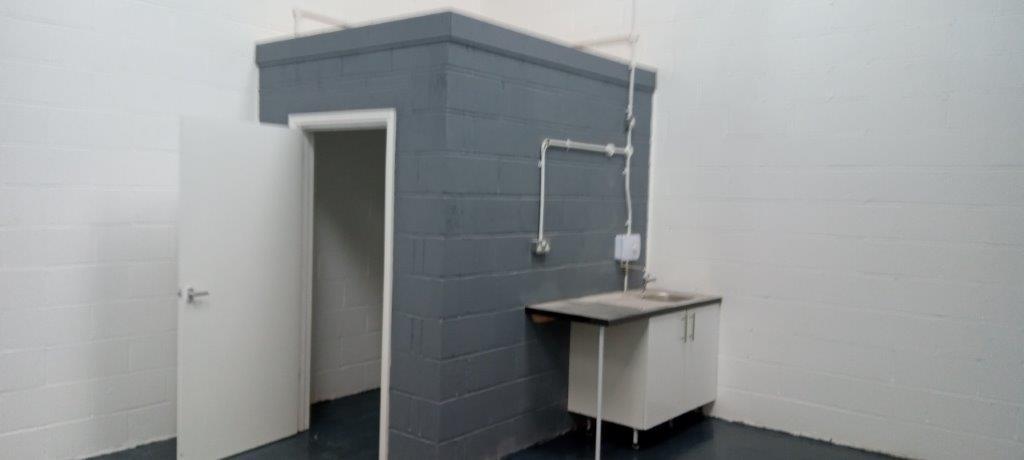 Additional image 8 of Light Industrial Storage Warehouse Workshop Unit 8a Clonmel Road, Stirchley Birmingham, B30 2BU