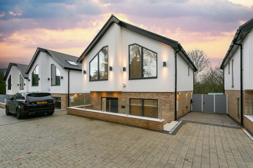 Additional image 40 of Mistletoe Mews, St. Albans, Hertfordshire, AL3