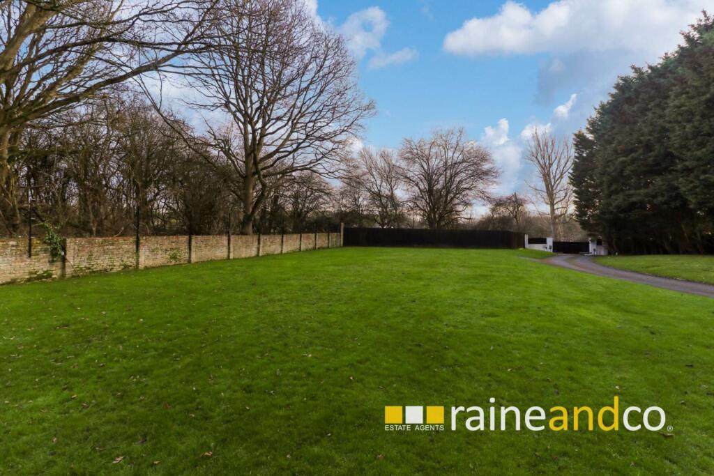 Additional image 43 of Dixons Hill Close, North Mymms, Hertfordshire, AL9