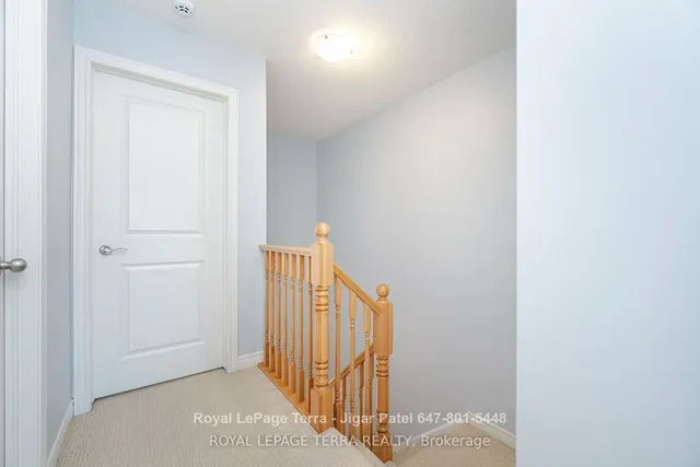 Additional image 30 of 2220 Queensway Dr Unit 2