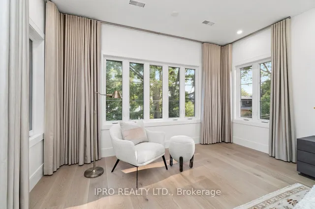 Additional image 23 of 47 Ambleside Ave