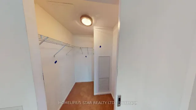 Additional image 15 of 8 Charlotte St Unit 411