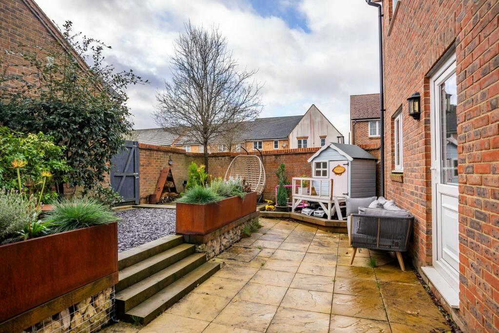 Additional image 15 of Old School Drive, Wheathampstead, St. Albans, Hertfordshire, AL4