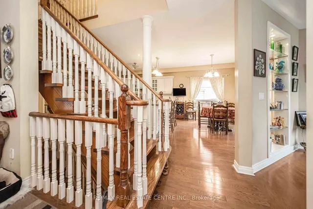 Additional image 10 of 733 Macbeth Hts