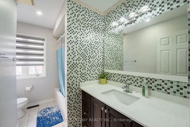 Additional image 38 of 3 Piper St