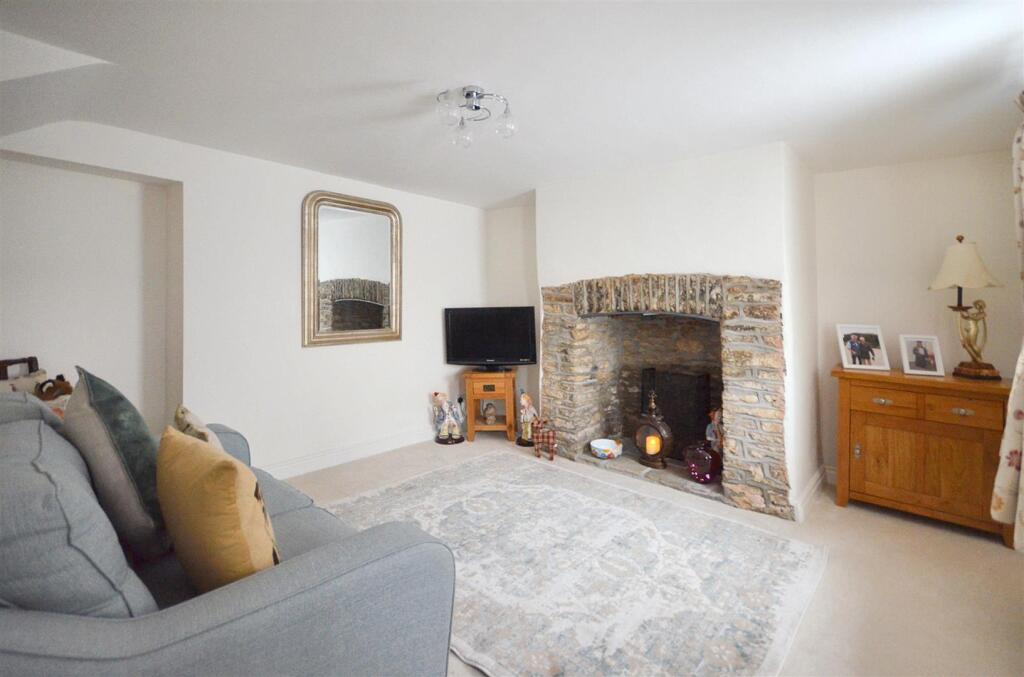 Additional image 2 of High Street, Henstridge