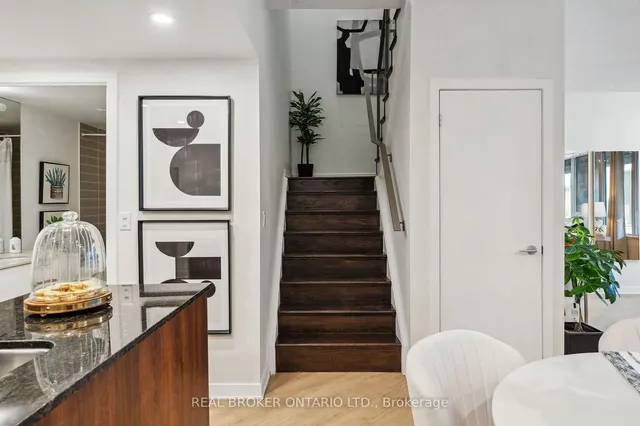 Additional image 17 of 55 East Liberty St Unit 104