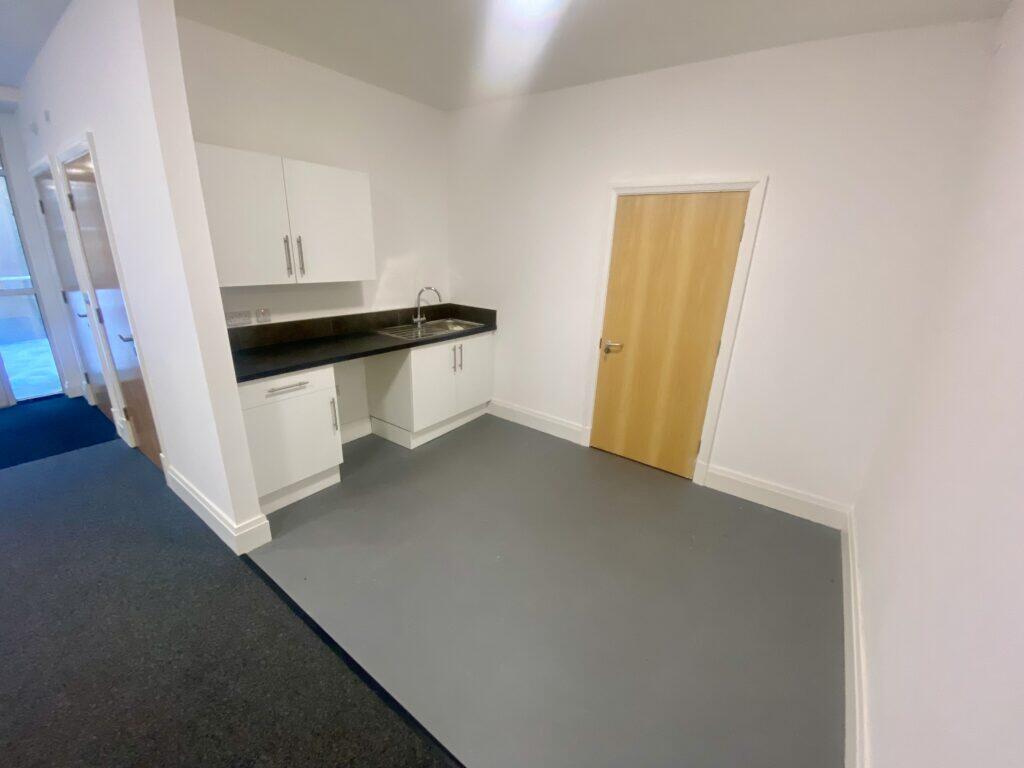 Additional image 5 of Unit 1 Linden House, 49 Albert Road, Colne, BB8 0BP