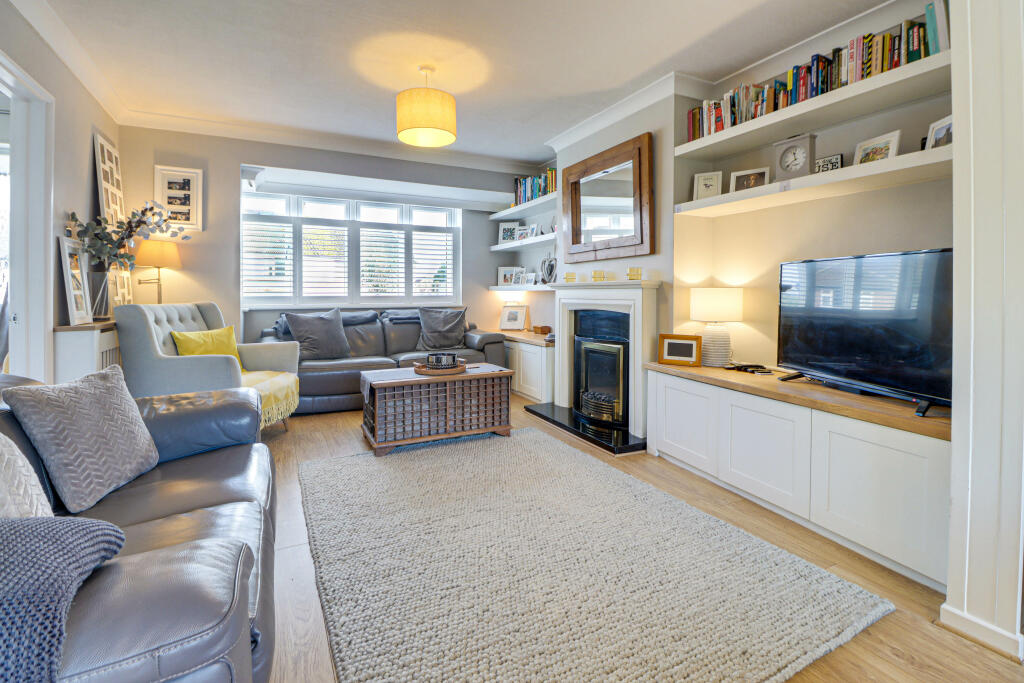 Additional image 2 of Springfield Crescent, Harpenden, Hertfordshire, AL5