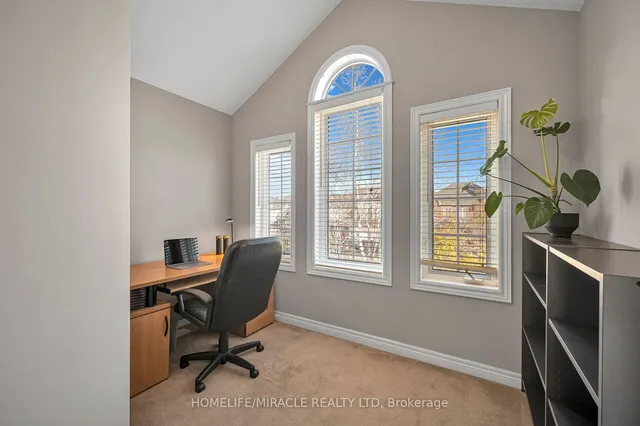 Additional image 29 of 4272 Clubview Dr