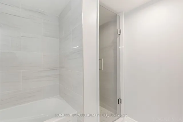 Additional image 15 of 801 King St Unit 1015