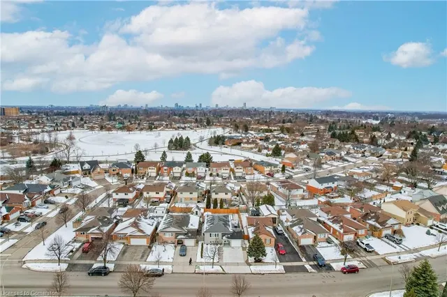 Additional image 49 of 201 Erinbrook Dr