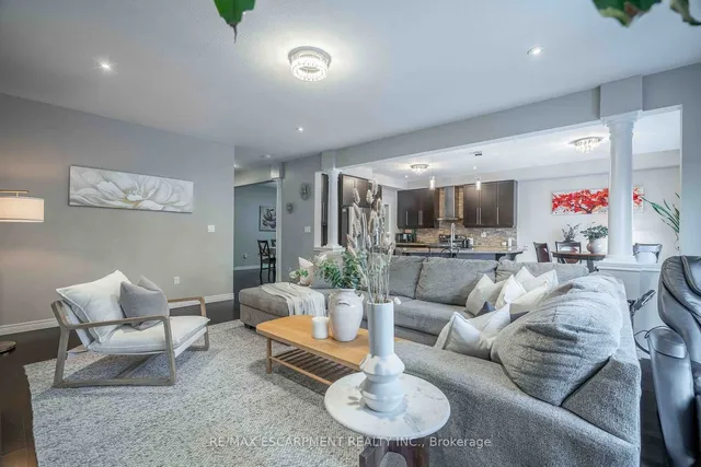 Additional image 12 of 16 Kinsman Dr