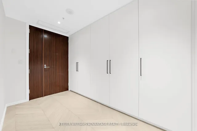 Additional image 25 of 180 University Ave Unit 2104