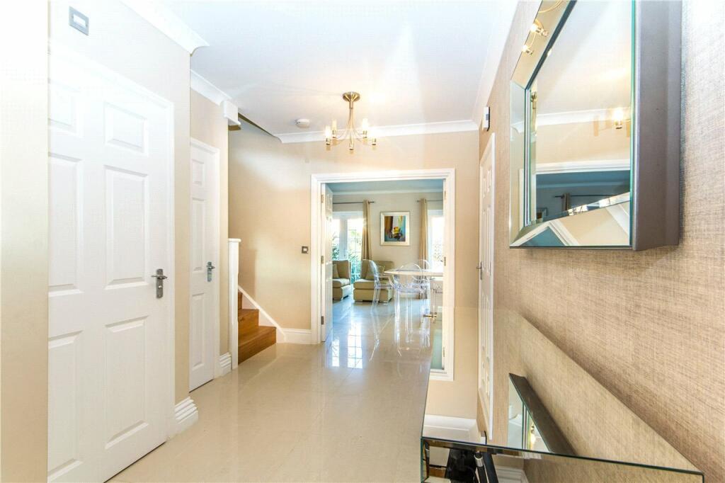 Additional image 6 of Beningfield Drive, Napsbury Park, St. Albans, AL2