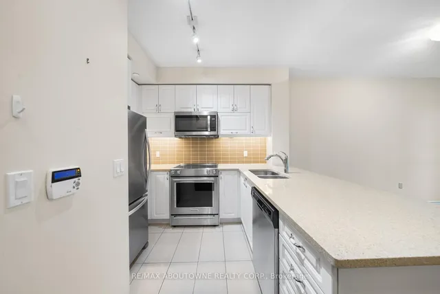 Additional image 8 of 39 Annie Craig Dr Unit 802