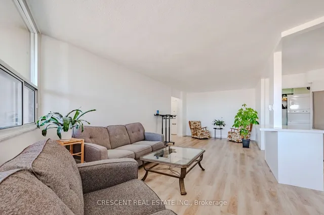 Additional image 12 of 551 The West Mall Unit 1522