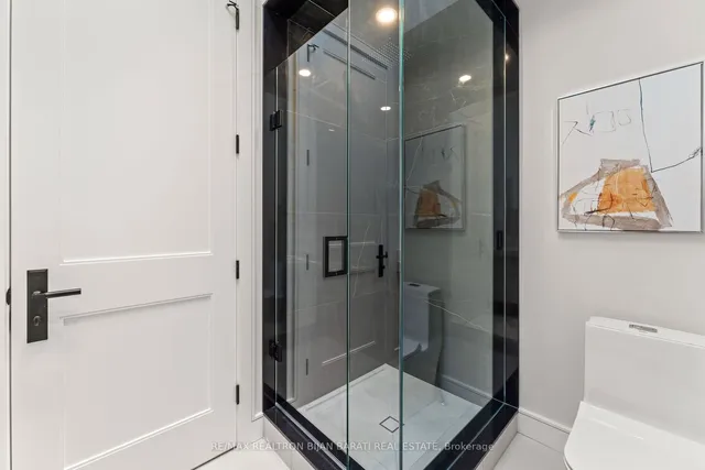 Additional image 29 of 153 B Parkview Ave