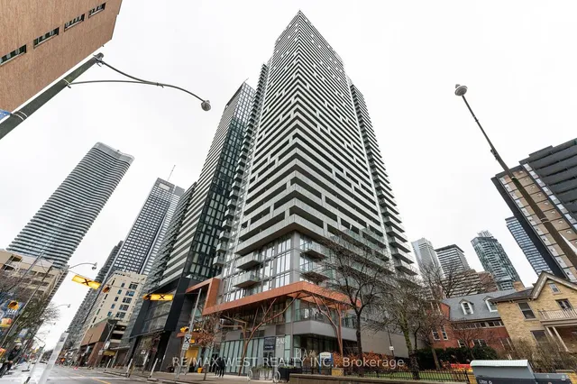 50 Wellesley St Unit 3708