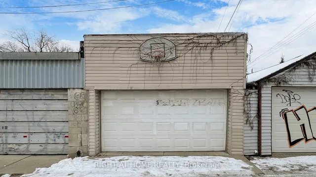 Additional image 40 of 28 Fennings St