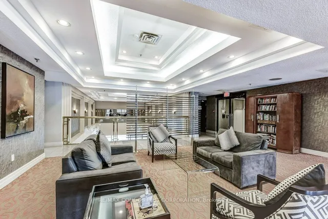 Additional image 36 of 1001 Bay St Unit 3211