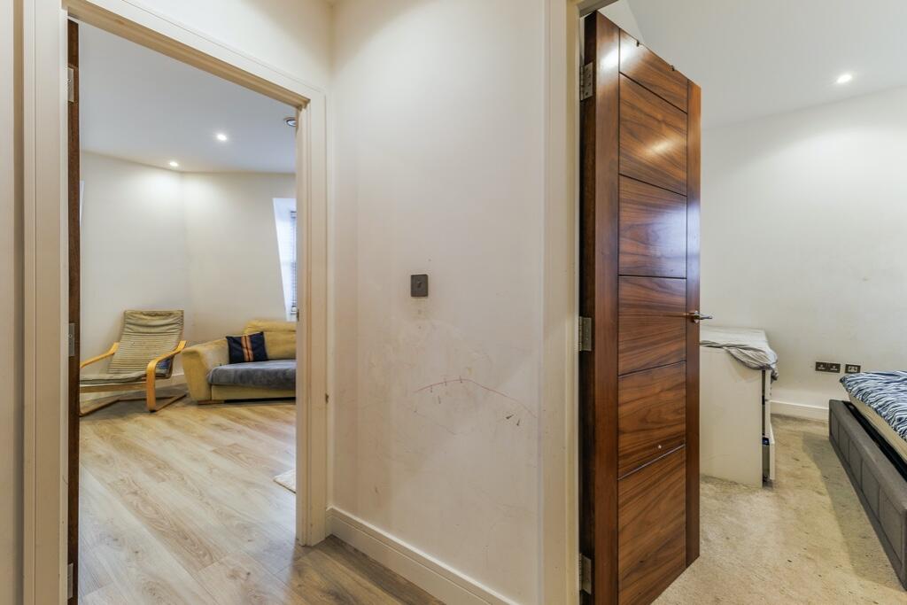 Additional image 13 of Stonehills, Welwyn Garden City, Hertfordshire, AL8