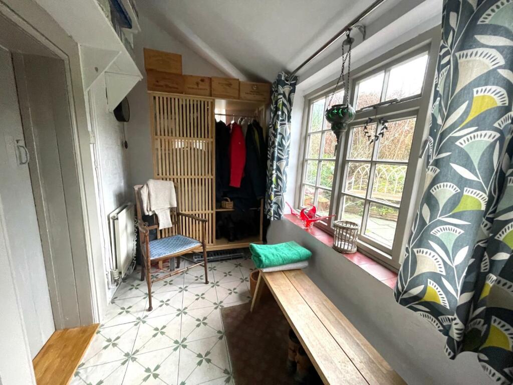 Additional image 17 of Old Wells Road