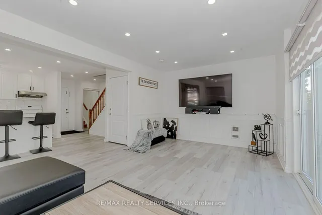 Additional image 11 of 13 Greenbush Crt