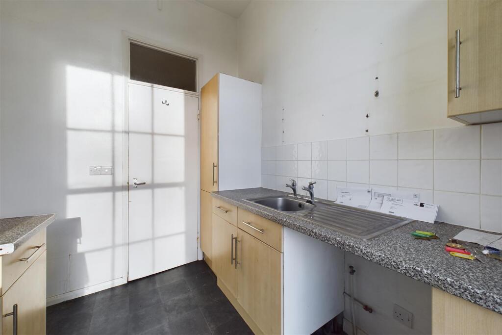 Additional image 25 of FLAT FOR UPDATING | BA1