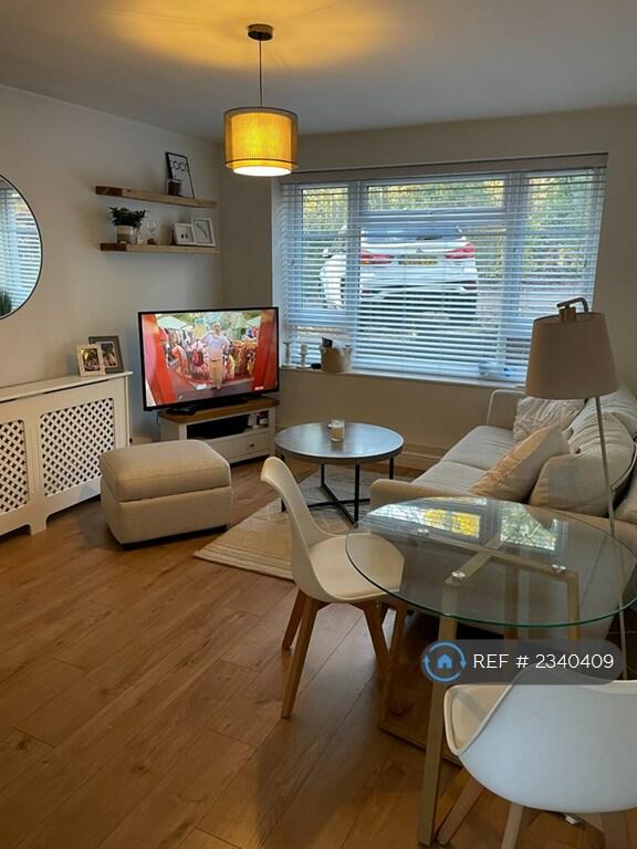 Additional image 3 of Windsor Road, Welwyn, AL6