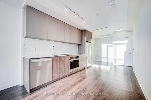 Additional image 11 of 2 Sonic Way Unit 1211