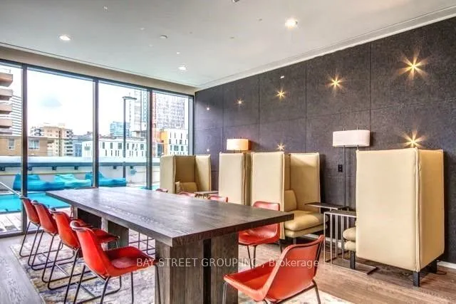 Additional image 17 of 159 Dundas St Unit 712