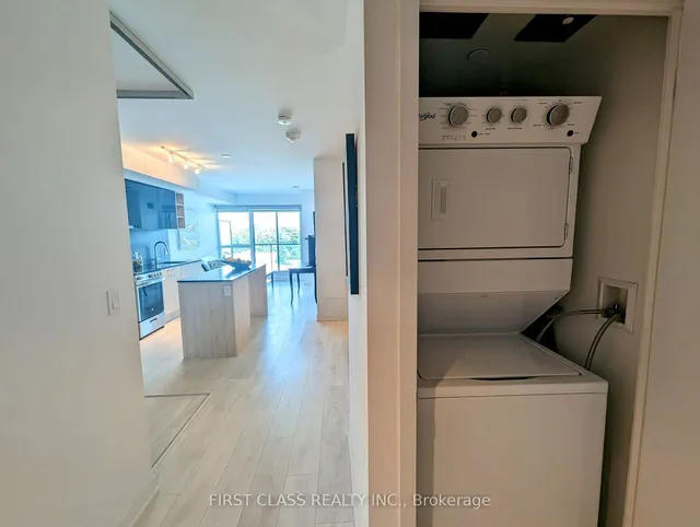 Additional image 24 of 31 Tippett Rd Unit 411