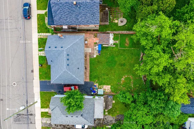 Additional image 36 of 86 Whitney Ave