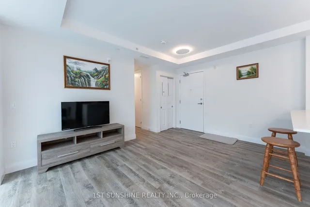 Additional image 13 of 1 Redfern Ave Unit 322