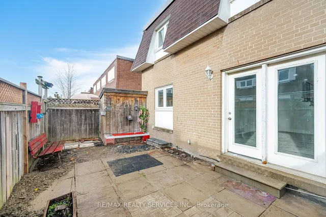 Additional image 2 of 41 Townhouse Cres