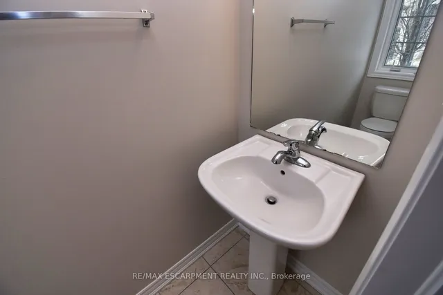 Additional image 16 of 55 Madonna Dr Unit 16