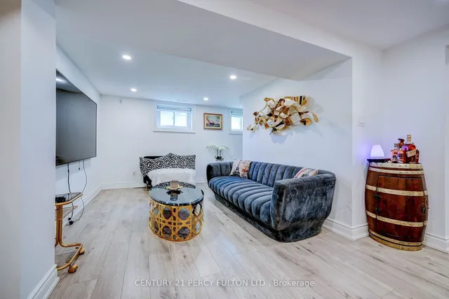 Additional image 29 of 12 Rollins Pl