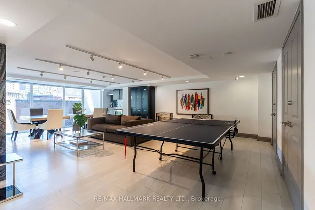 Additional image 34 of 400 Adelaide St Unit 2110